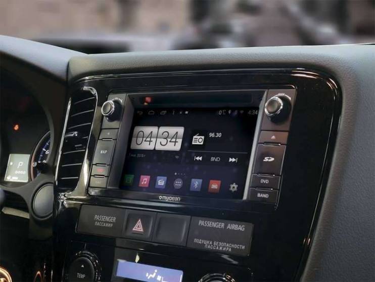 Штатная магнитола MyDean 5230-1 для Mitsubishi Pajero 4 (2014-2016)